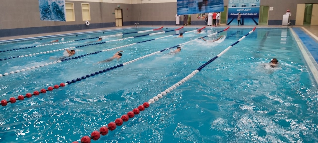 كلية المجتمع تحصد جائزتي المركزين الأول والثاني في بطولة كأس جامعة نجران للسباحة – الفصل الأول 40 – 1441